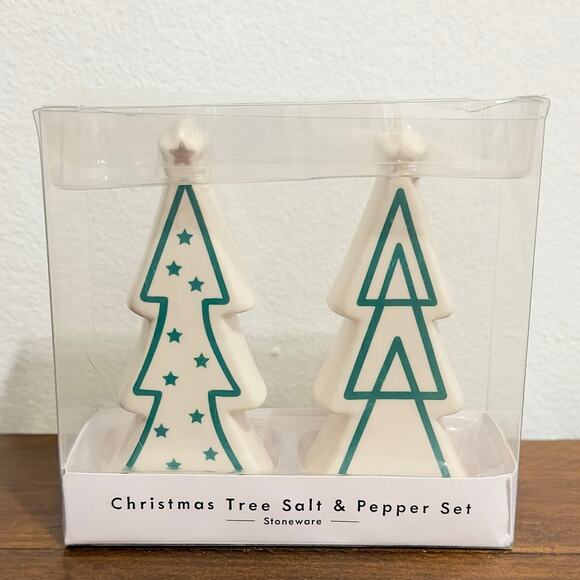 NWT: Thirstystone - Stoneware, Christmas Tree, Salt and Pepper Shakers, Set of 2 - Picture 1 of 4